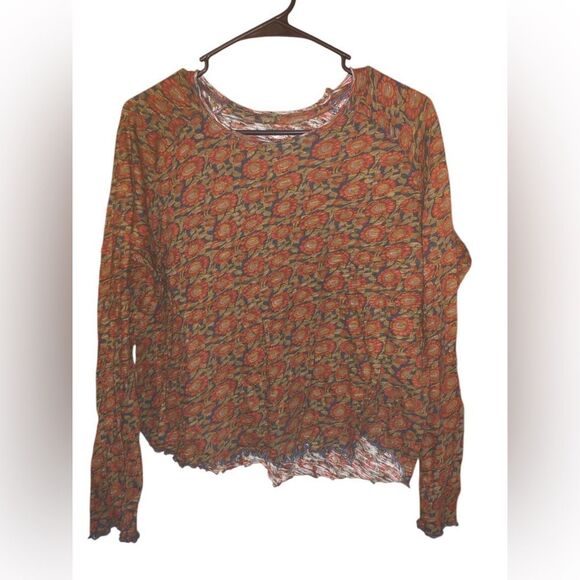 377. Natural Life Bohemian Hippie Floral Patterned Long Sleeve Lettuce Hem Top - Picture 1 of 3
